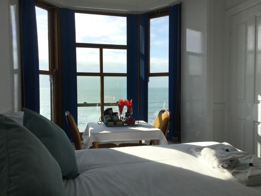אבריסטוויט Celtic Bay Guest House מראה חיצוני תמונה