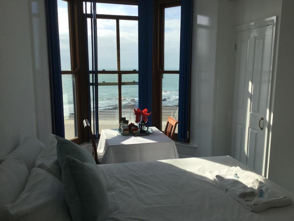 אבריסטוויט Celtic Bay Guest House מראה חיצוני תמונה